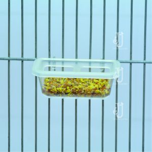 Small feeder with wire hooks and grid